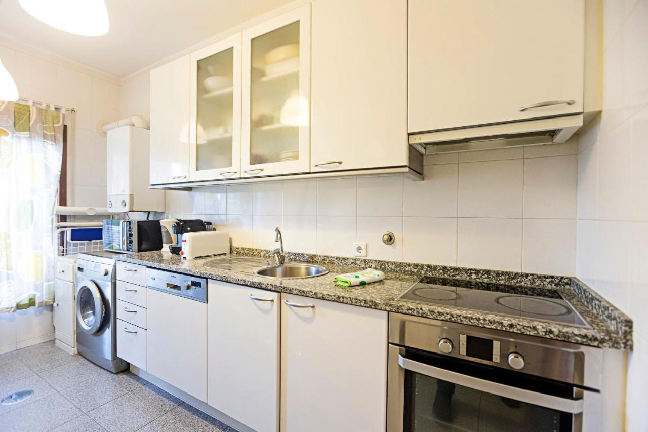 Spacious 2Br Flat In Gaia By Lovelystay Vila Nova de Gaia Kültér fotó